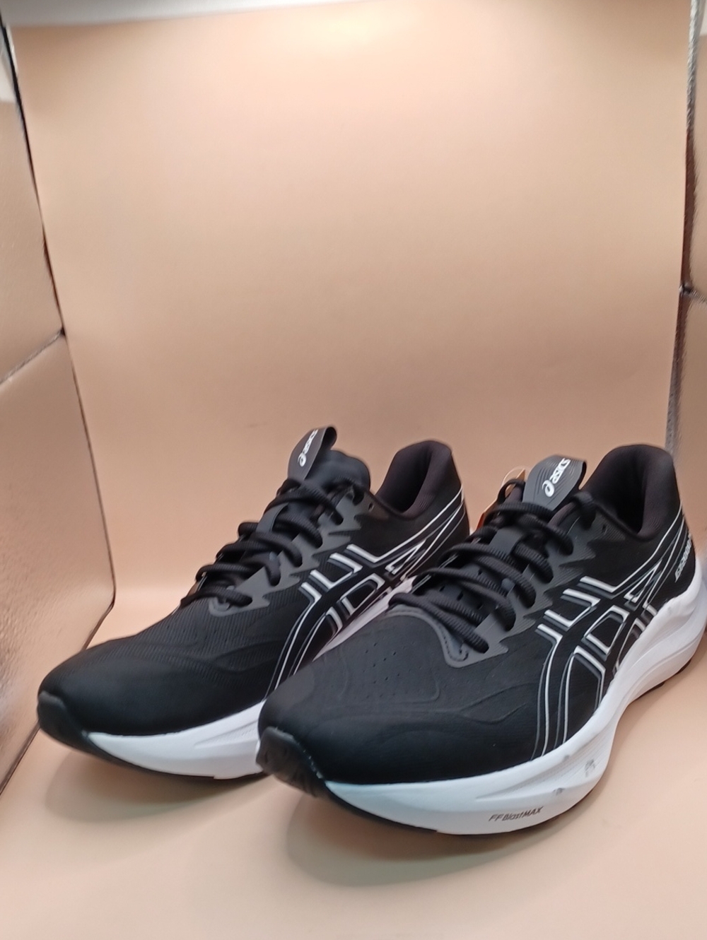 ASICS GT-2000 14 Running Shoes-Black Men Size 11.5 US
